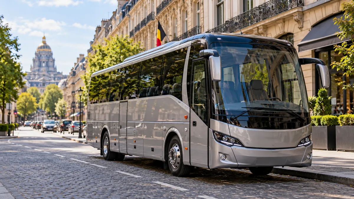 17–24 passengers Mini Coach